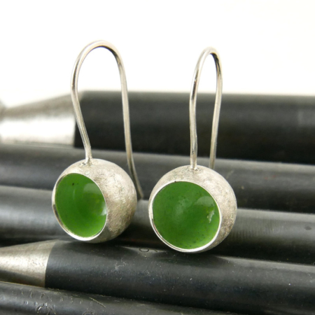 bal-oorhangers-bol-middel-zilver-hol-emaille-groen